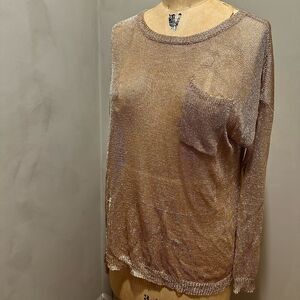 Metallic top 